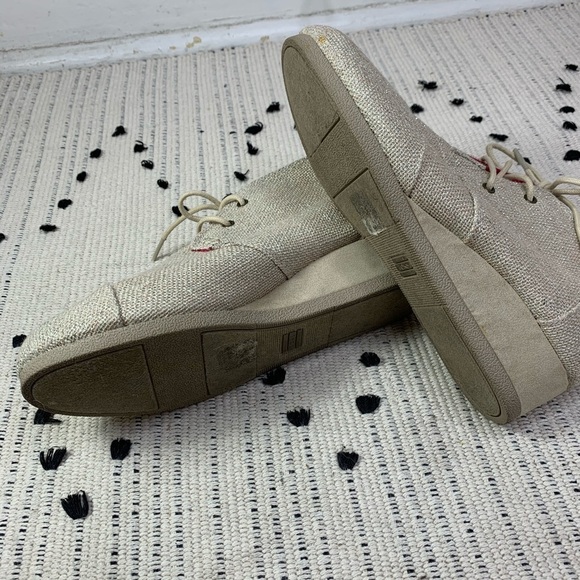 Toms Desert Wedge Tan Metallic Boot - Picture 10 of 10
